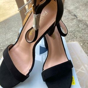 Fashion nova heels